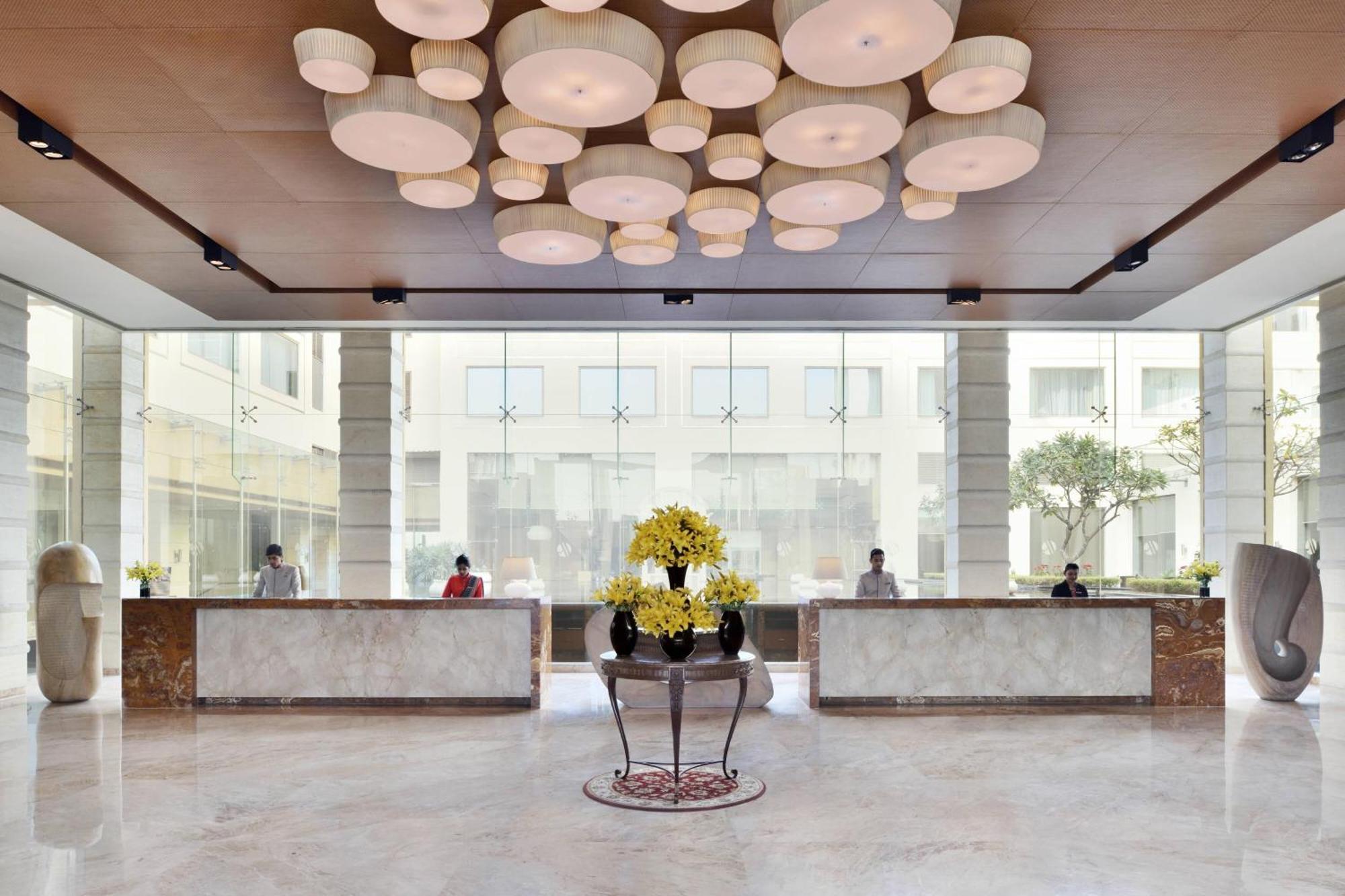 Jaipur Marriott Hotel Exterior photo The lobby of the hotel